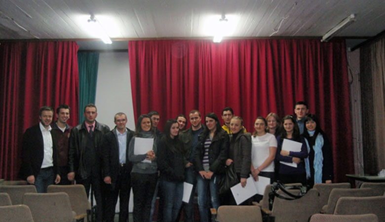 Potpisani ugovori sa stipendistima Udruženja “Spajalica” u ak. 2010/11. godini